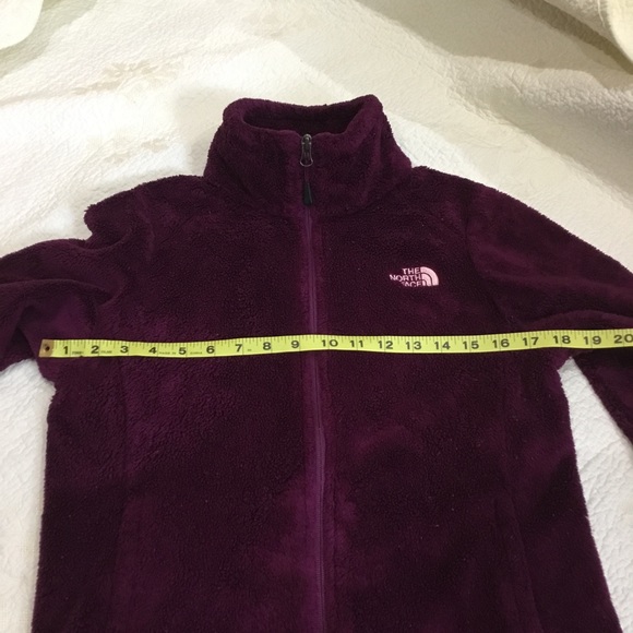 🥳Host Pick🥳 GUC The North Face Osito jacket - Picture 8 of 8